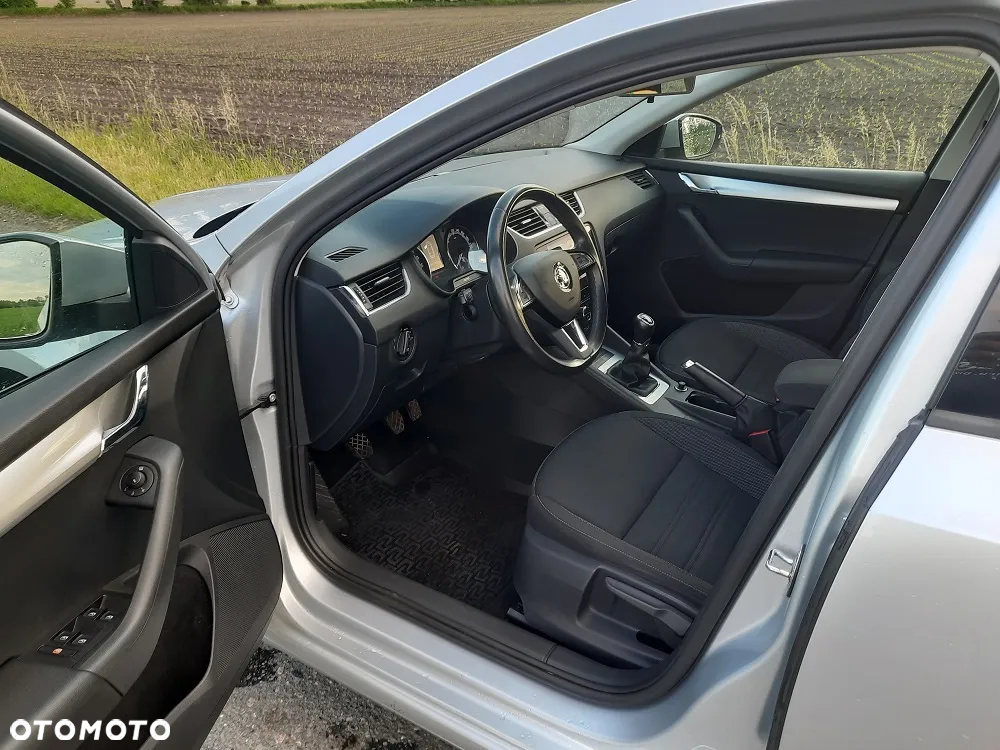 Skoda Octavia 1.6 TDI Ambition - 8