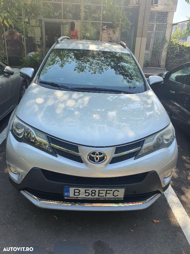 Toyota RAV4 2.2 D-4CAT 4WD Aut Executive - 2