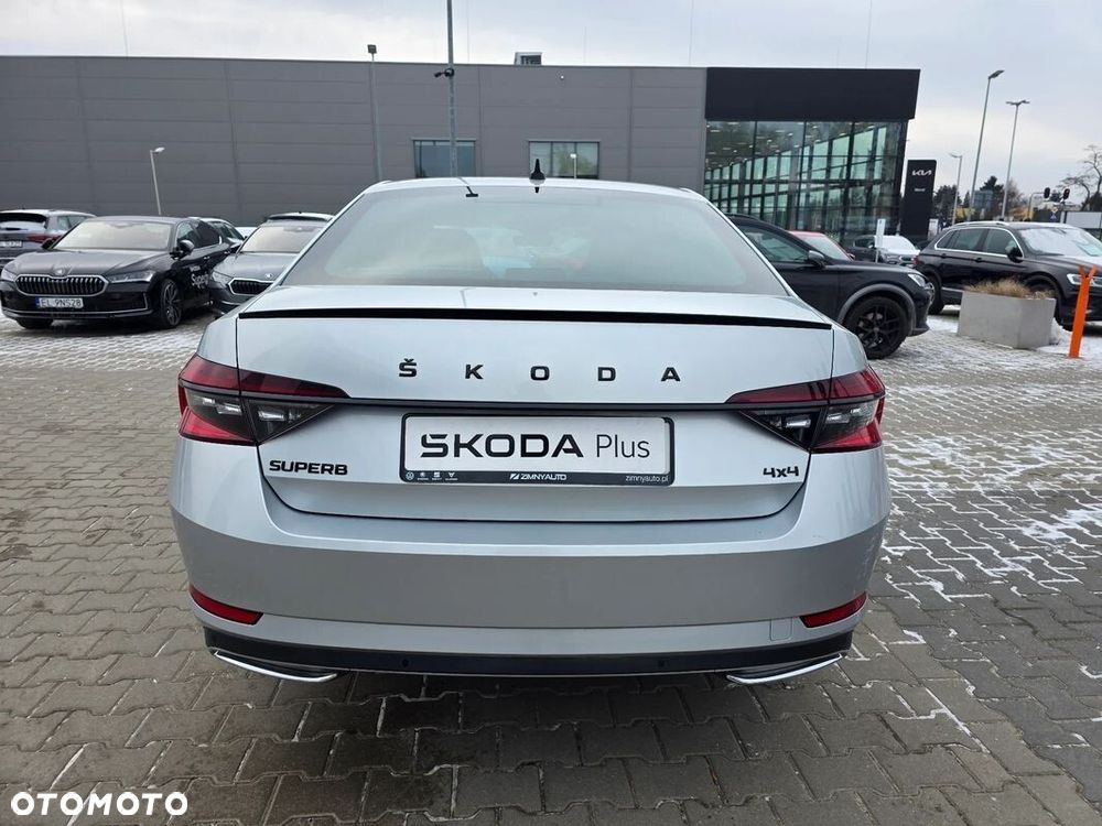 Skoda Superb 2.0 TDI SCR 4x4 Sportline DSG - 13