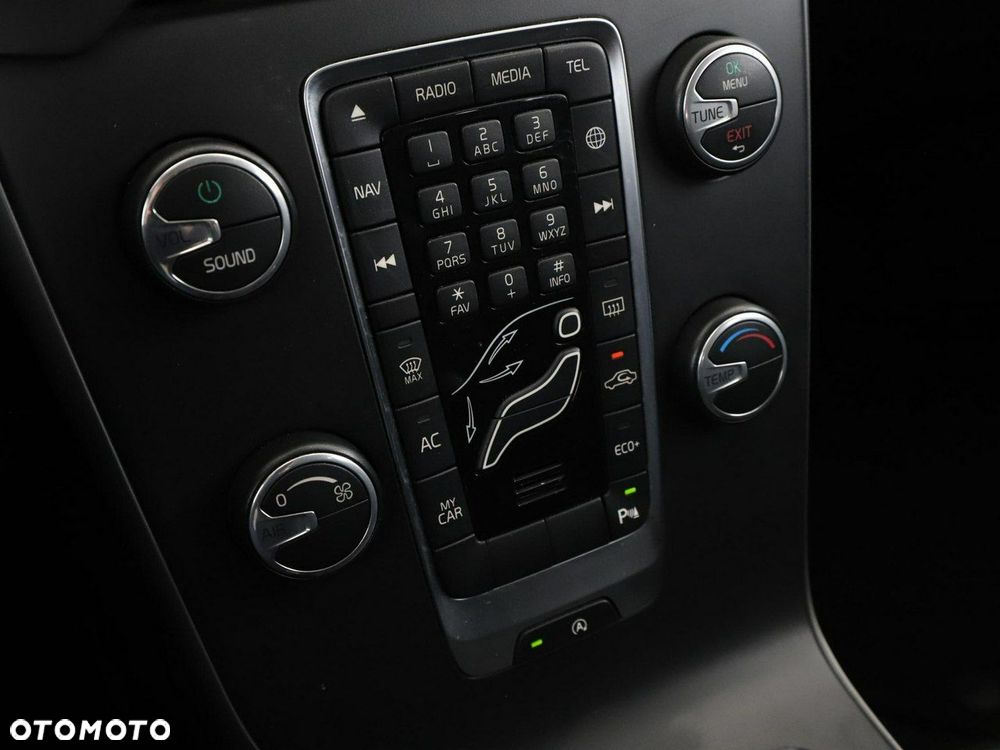 Volvo V40 T2 Geartronic - 27