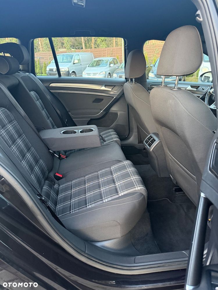 Volkswagen Golf GTD (BlueMotion Technology) DSG - 28