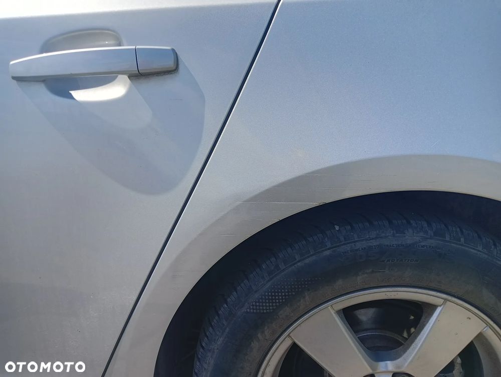 Chevrolet Cruze 1.6 LS+ - 7