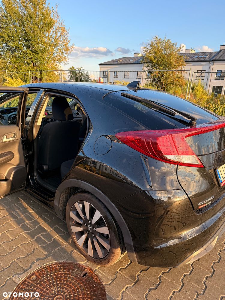 Honda Civic 1.8 Sport - 23