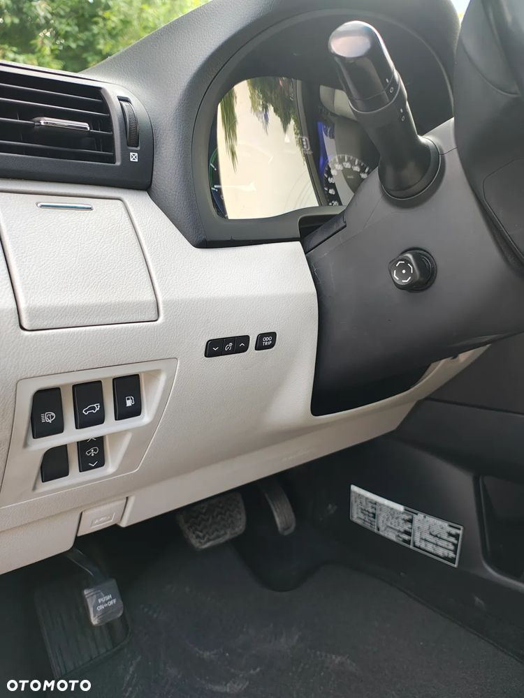 Lexus RX - 13