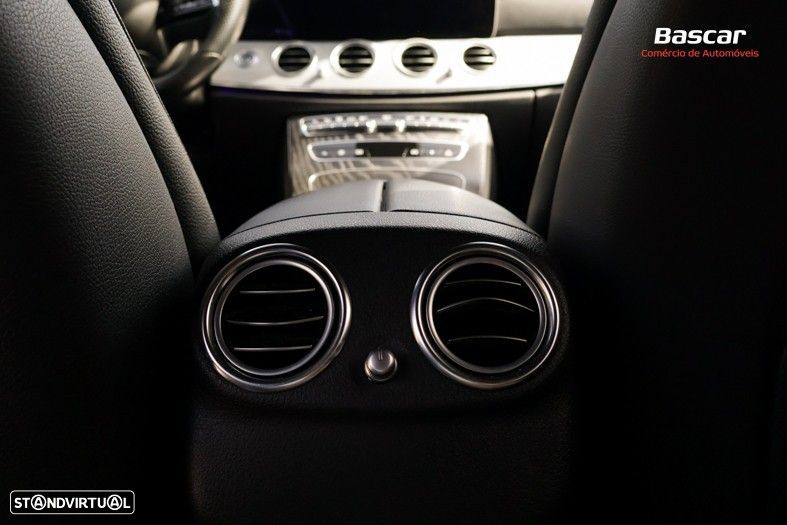 Mercedes-Benz E 300 de AMG Line - 48