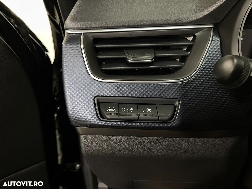 Renault Arkana E-TECH 145 Evolution - 24
