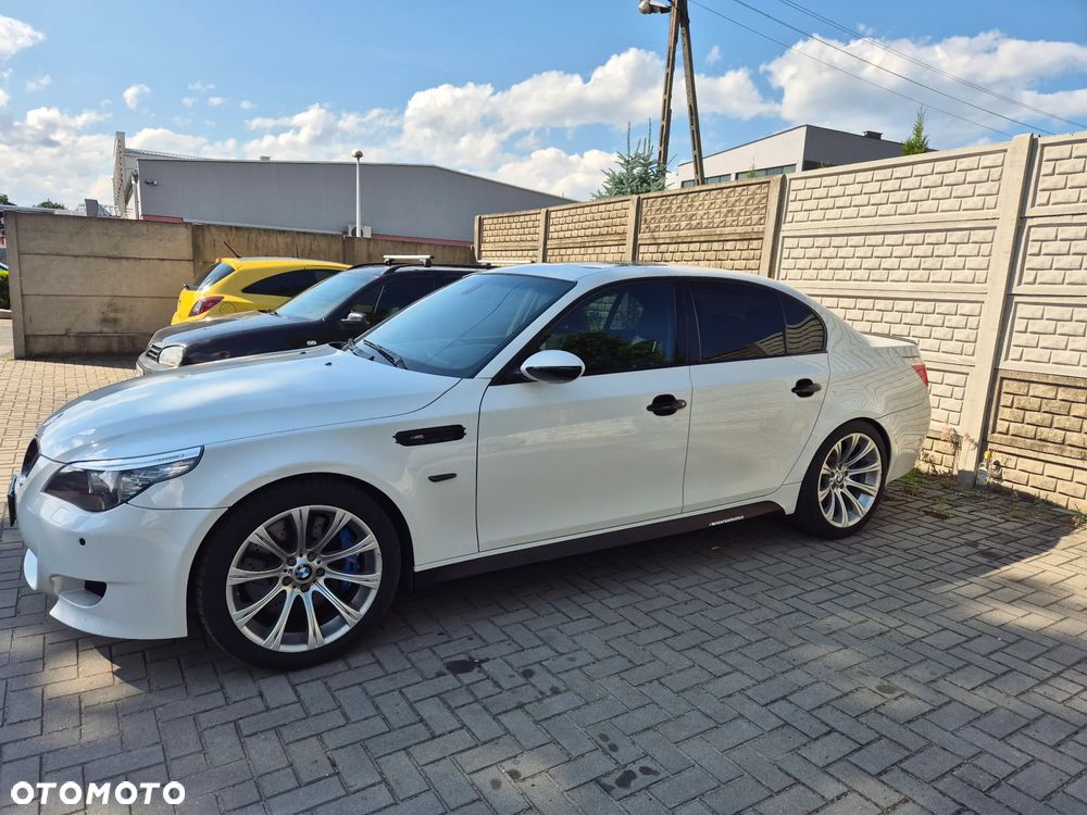 BMW M5 Standard - 2