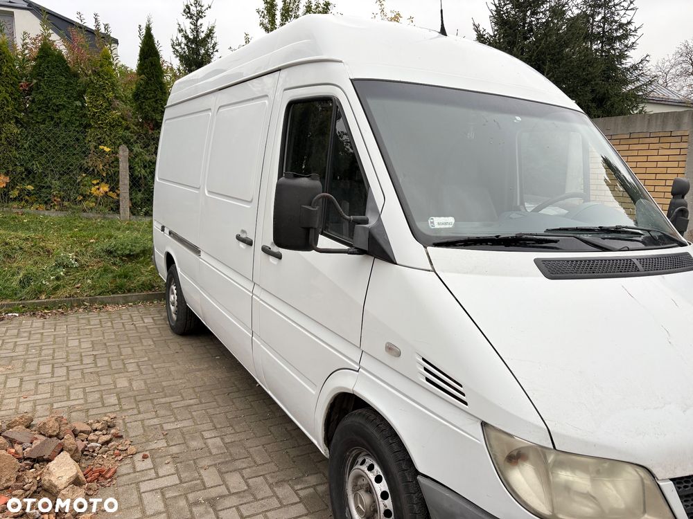 Mercedes-Benz Sprinter