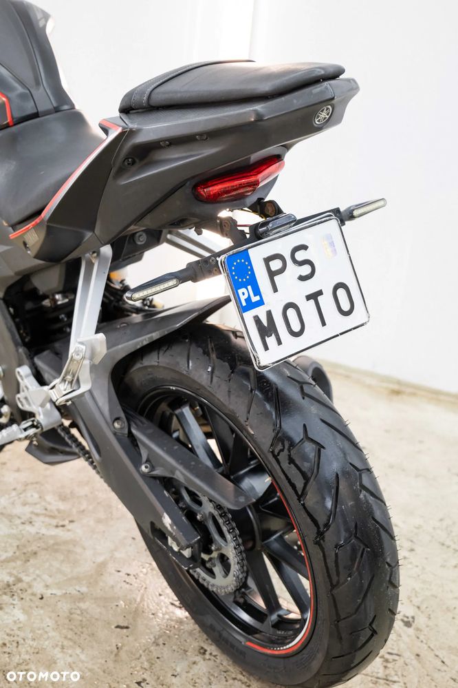 Yamaha MT - 21