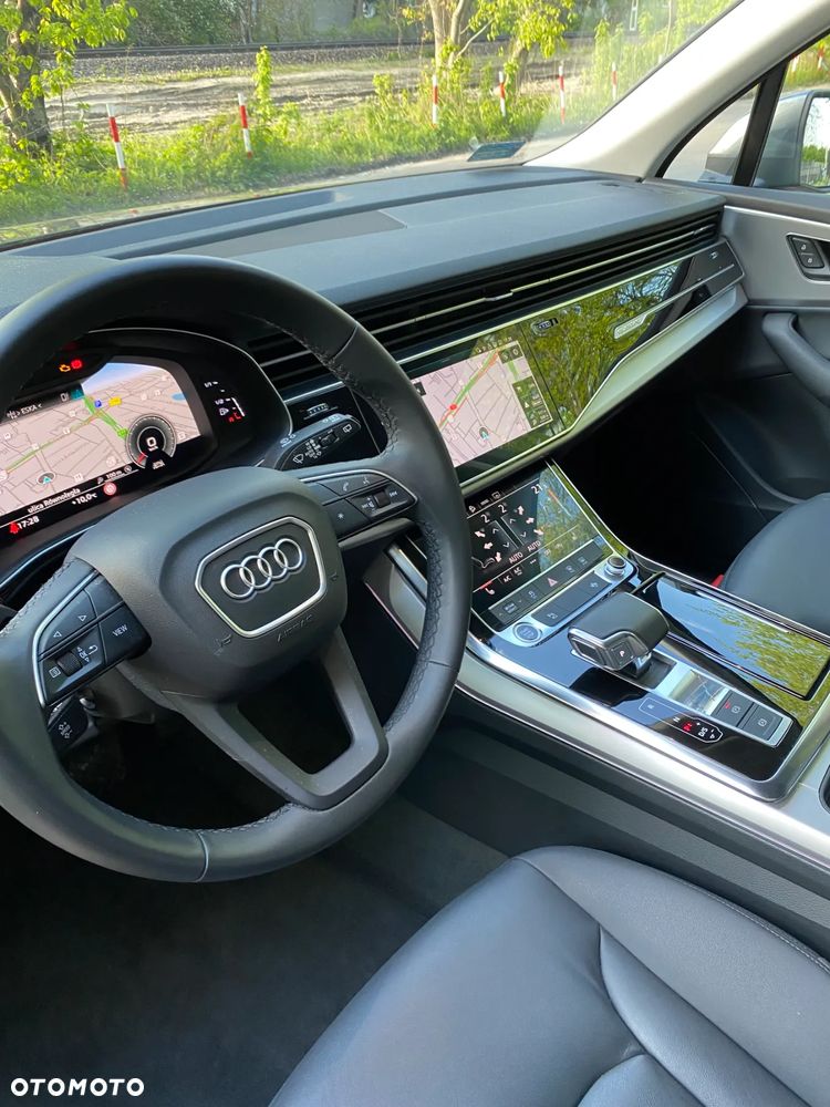 Audi Q7 - 8