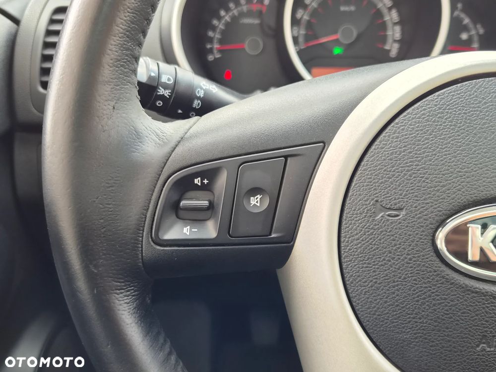 Kia Venga 1.4 L - 23