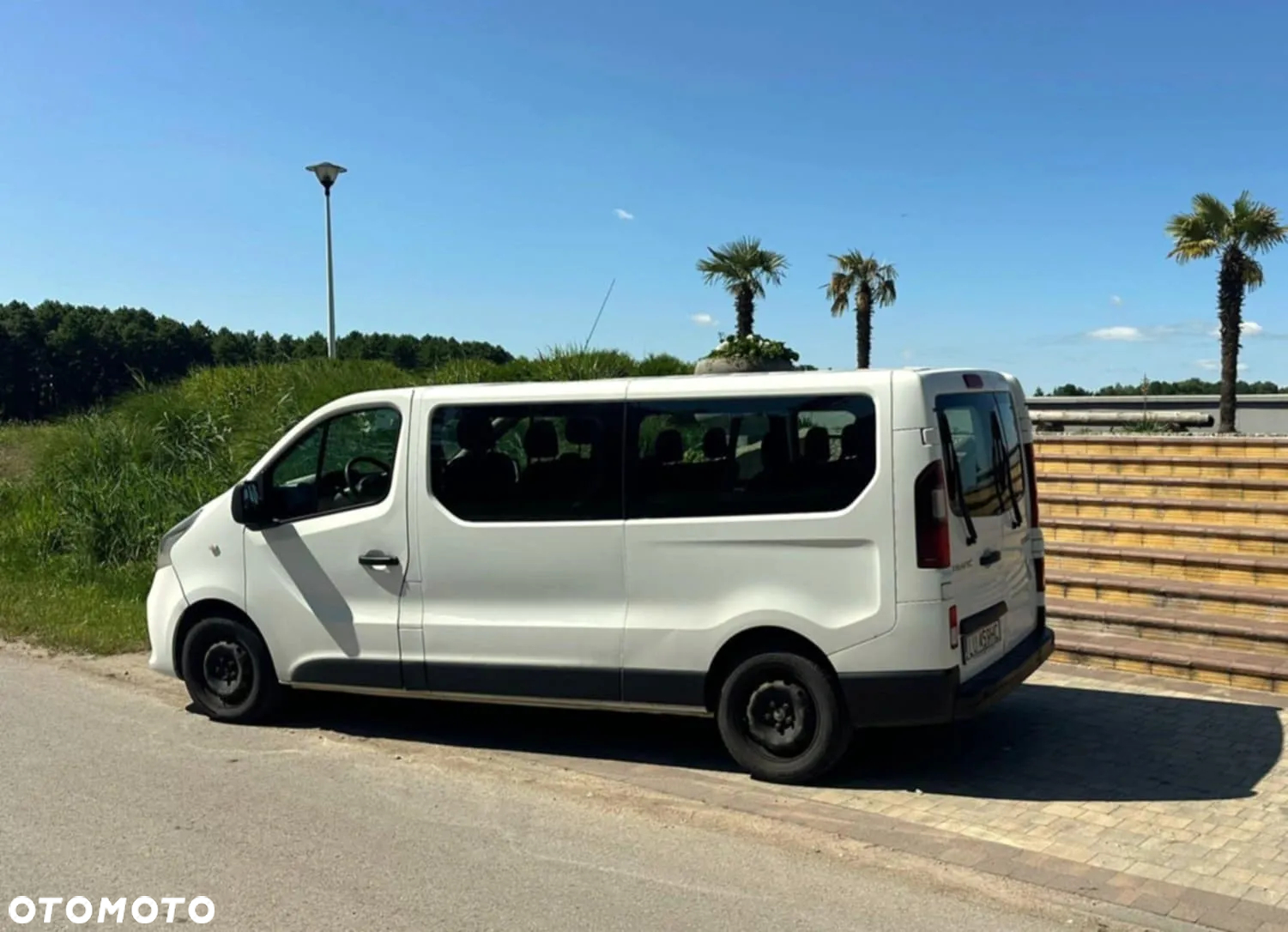 Renault Trafic - 2