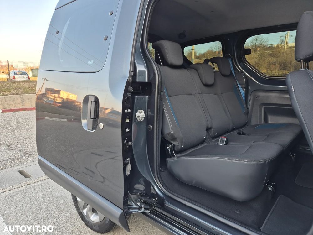 Dacia Dokker dCi 90 Stepway - 11