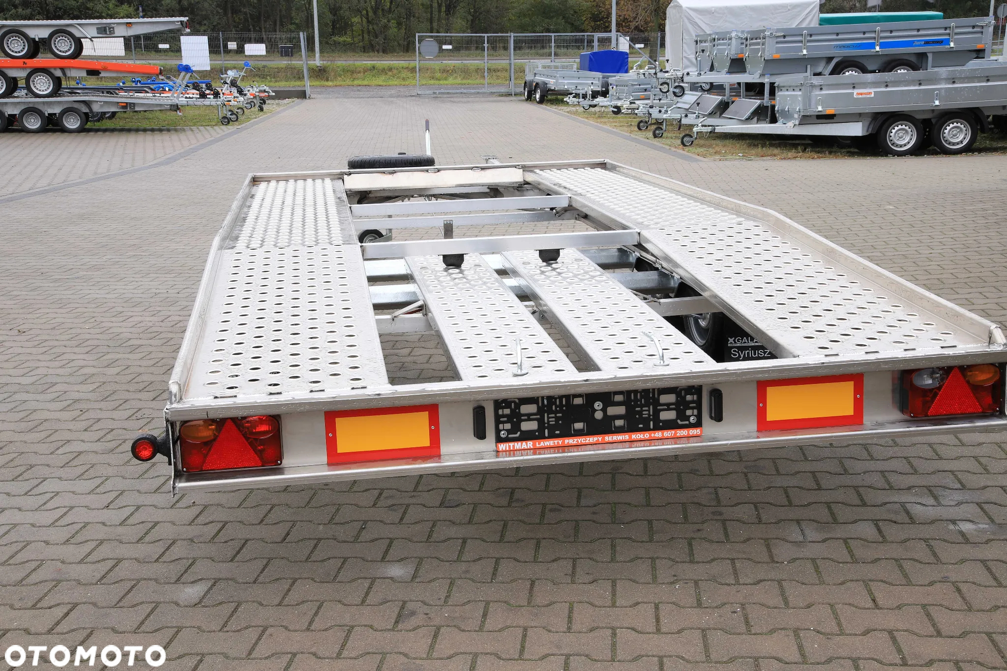 Inny Gala Taurus 4.5x2.05  Full aluminium 420 kg Koła 195R13C - 8