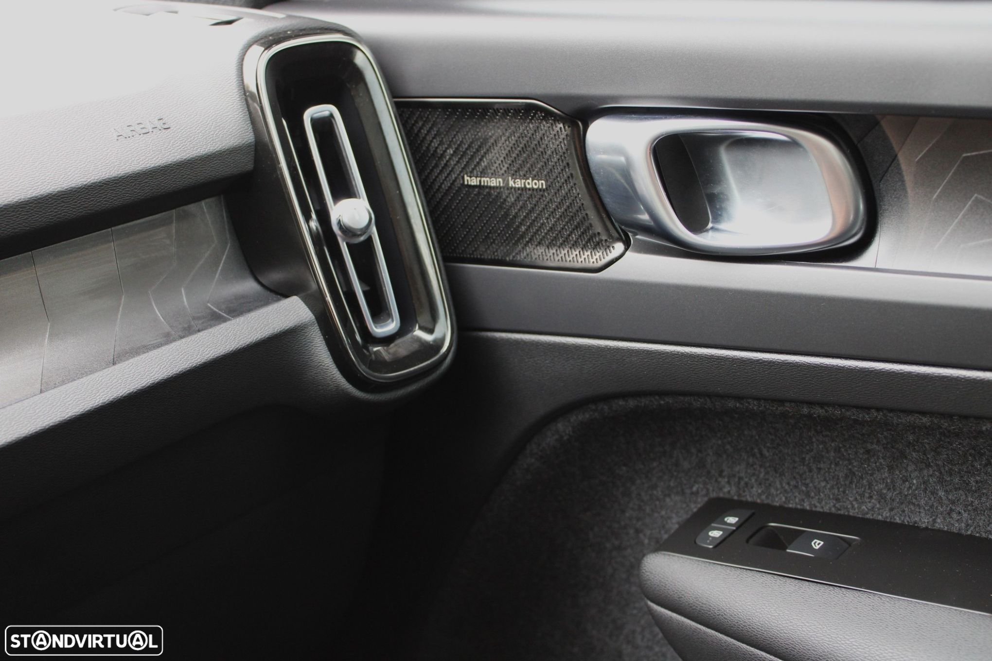 Volvo C40 Recharge Twin First Edition - 18