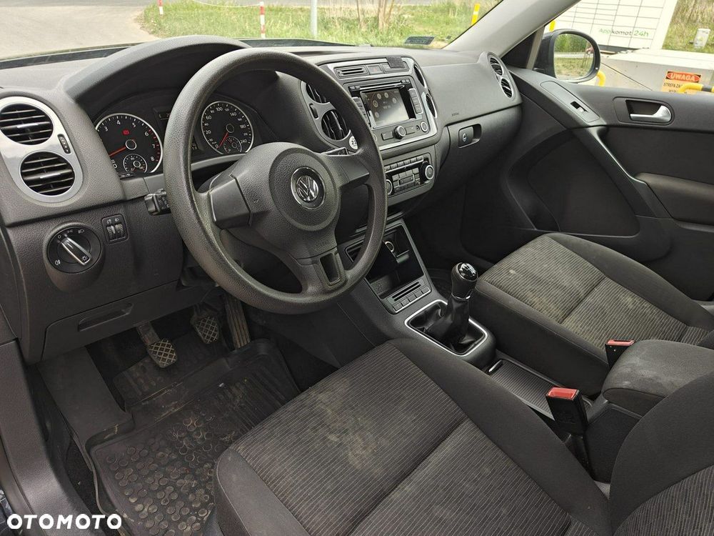 Volkswagen Tiguan - 9