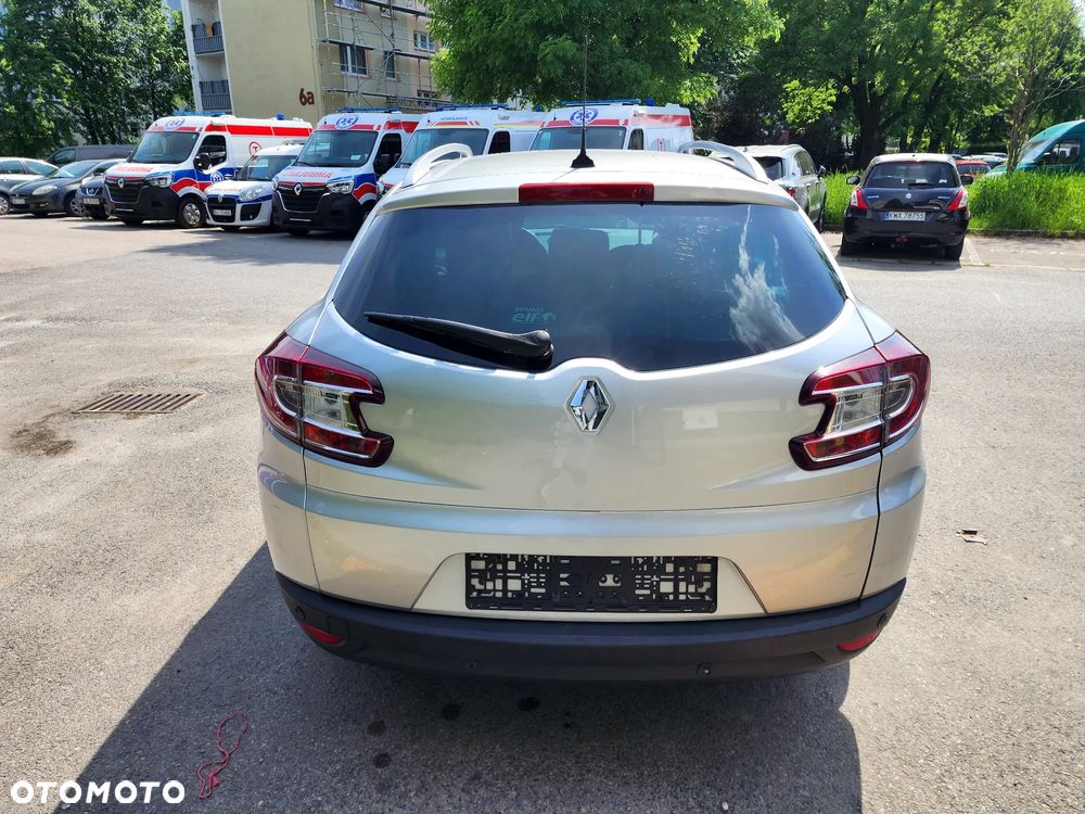 Renault Megane 1.6 16V 110 Dynamique - 5