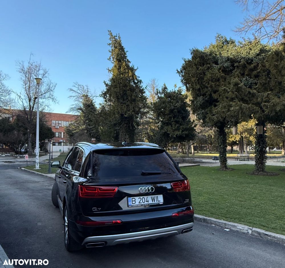 Audi Q7 - 3