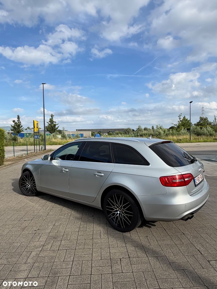 Audi A4 Avant - 9