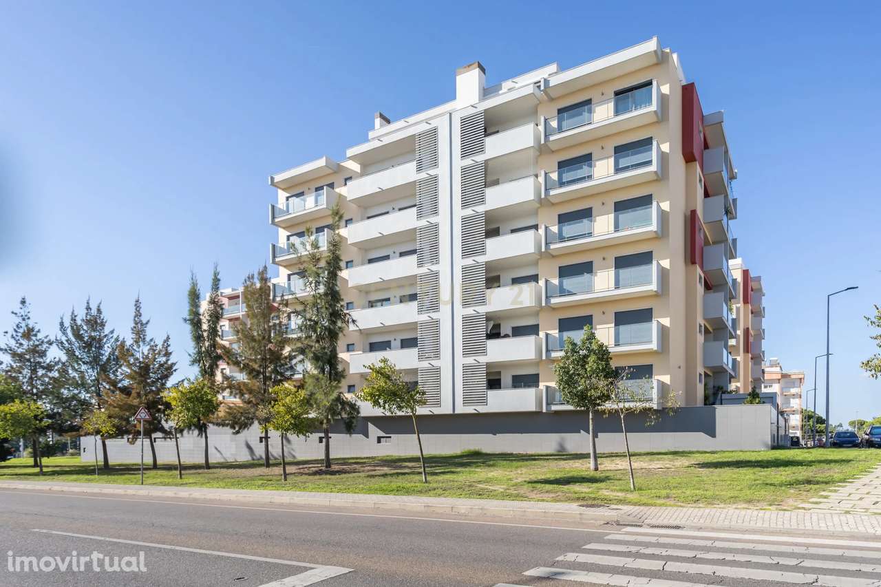 Apartamento Duplex Premium T4+1 Seixal - Arrendamento - Grande imagem: 4/60
