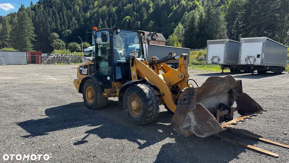 Caterpillar 906H - 7