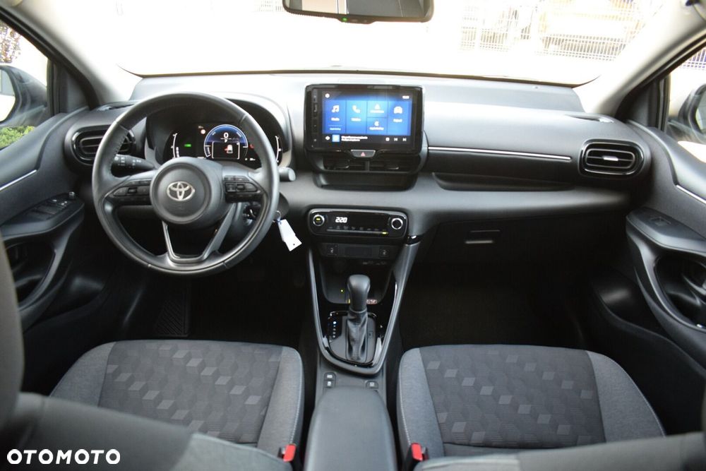 Toyota Yaris Hybrid 1.5 Style - 12