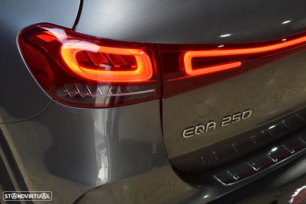 Mercedes-Benz EQA 250 AMG Line - 18