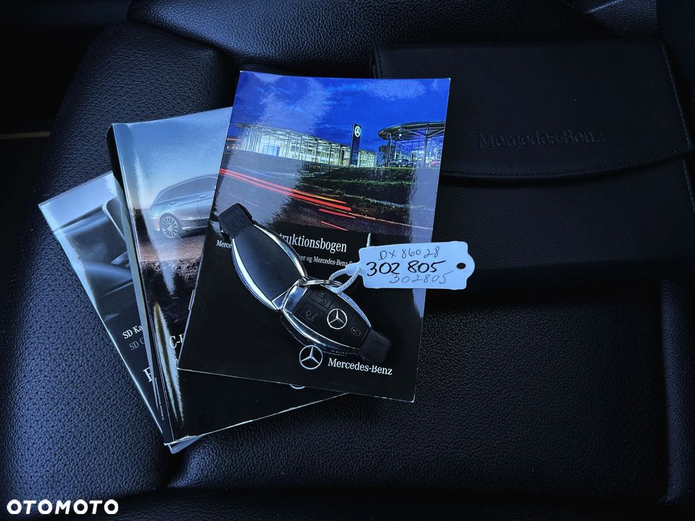 Mercedes-Benz Klasa C 200 (BlueTEC) d T 7G-TRONIC - 38