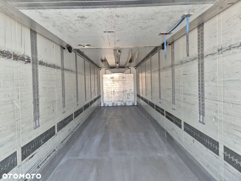 Schmitz Cargobull CARRIER MAXIMA 1300 / WINDA / DOPPEL STOCK / ŚCIANA GRODZIOWA / BELKI / PODNOSZONA OŚ / z Niemiec / TOP STAN 2011/ CARRIER CHŁODNIA CHLODNIA LODÓWKA PODWÓJNY ZAŁADUNEK PIĘTROWA - 28