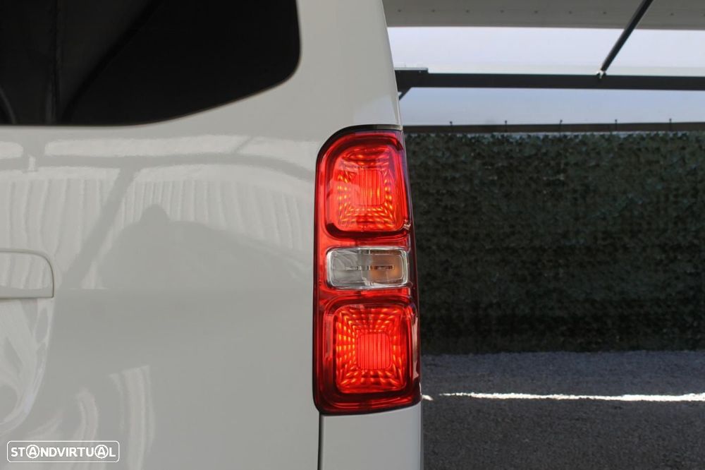 Peugeot Traveller 1.6 BlueHDi L2H1 Business Standard - 39