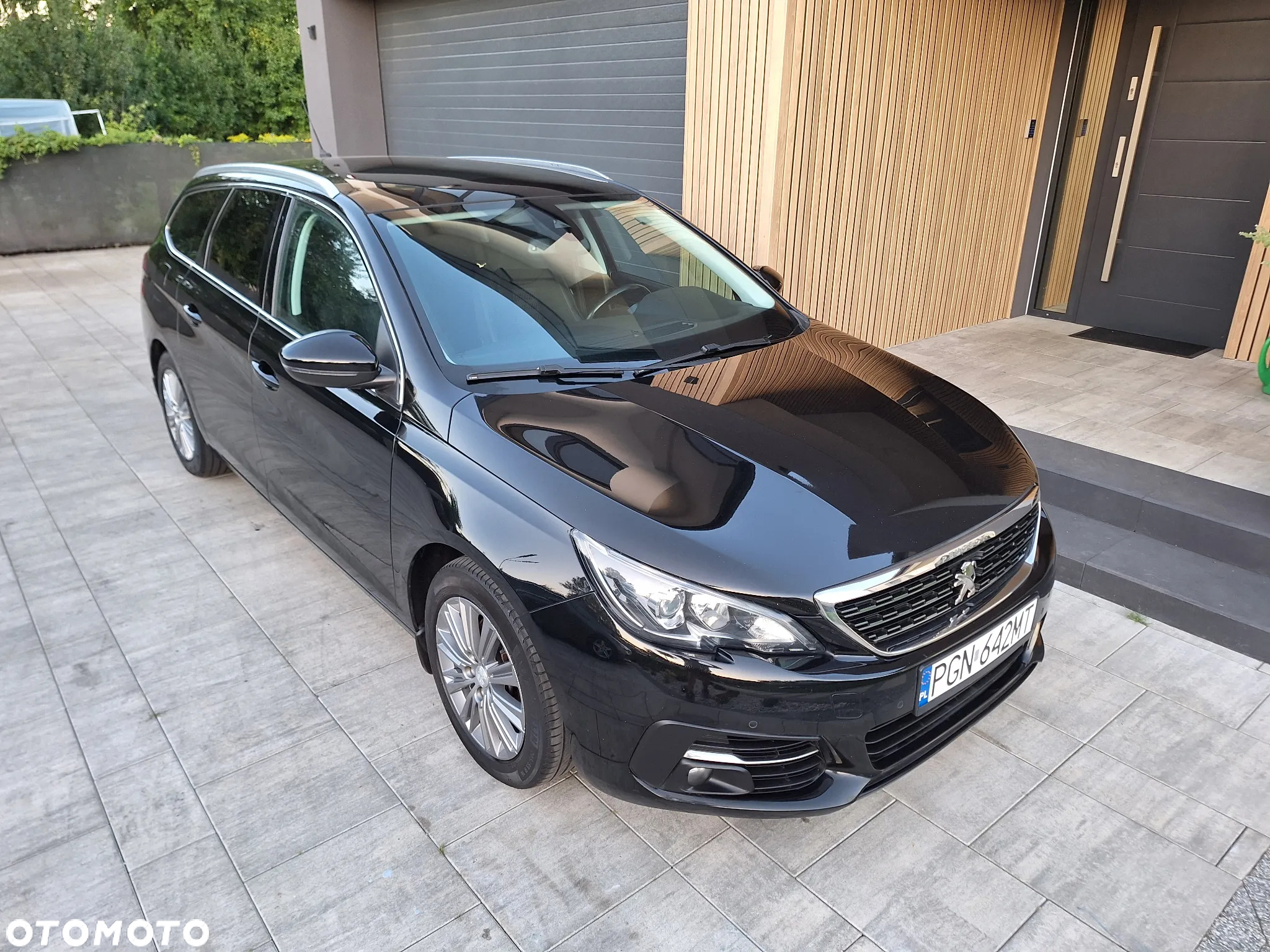 Peugeot 308 SW 1.6 BlueHDi Allure S&S - 4