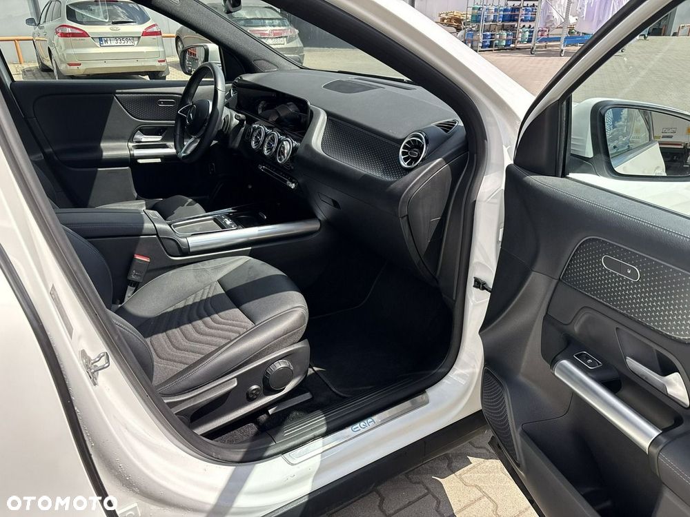 Mercedes-Benz EQA 250+ 70.5kWh Progressive - 16