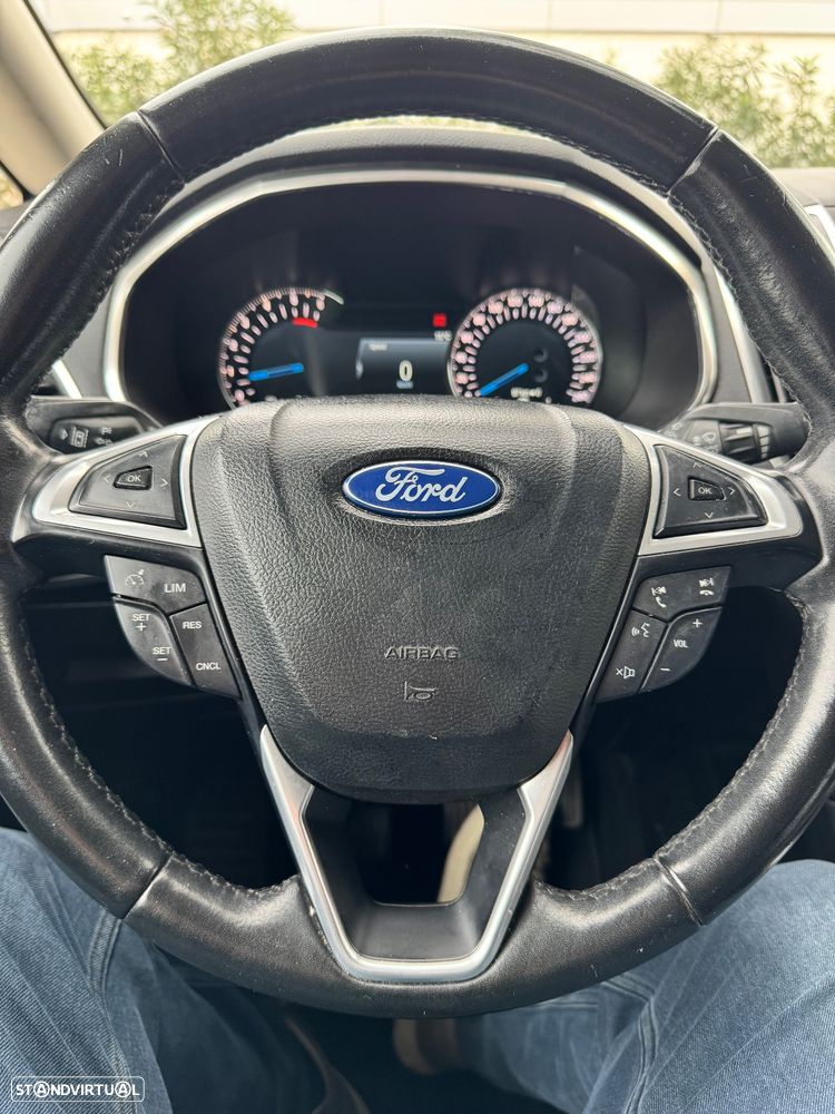 Ford S-Max 2.0 TDCi Titanium - 4