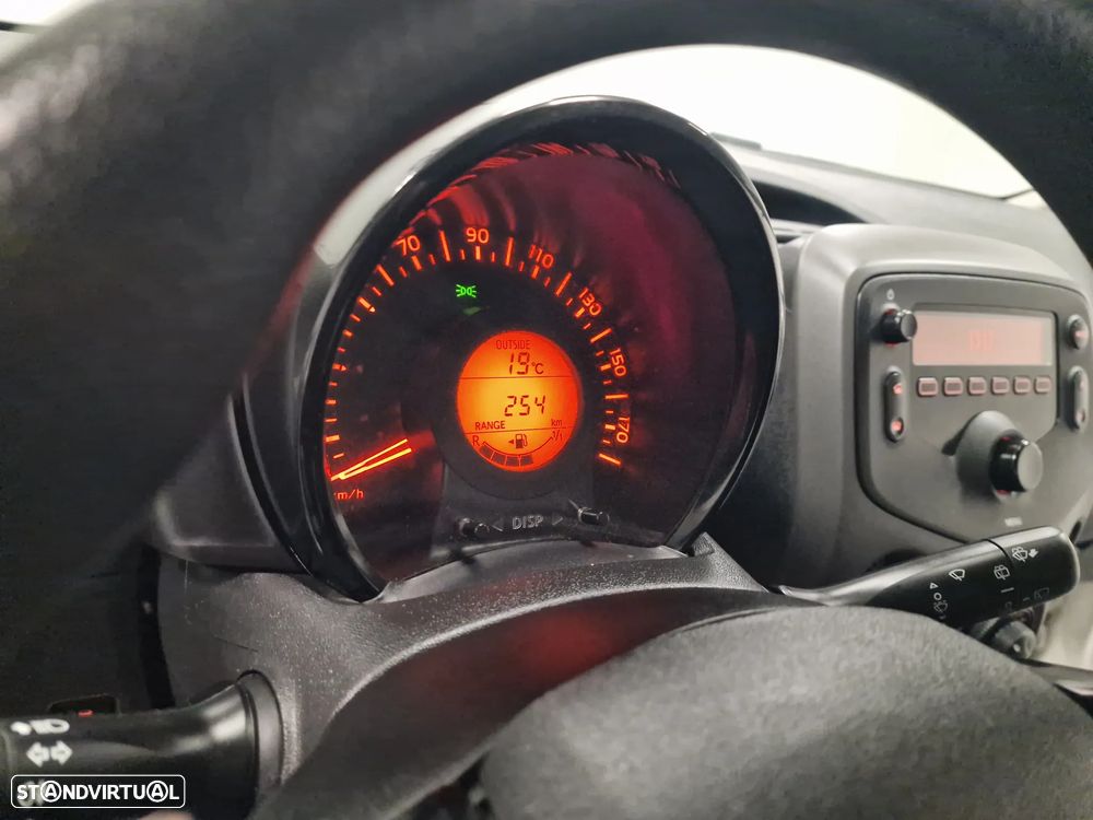 Peugeot 108 1.0 VTi Active - 56