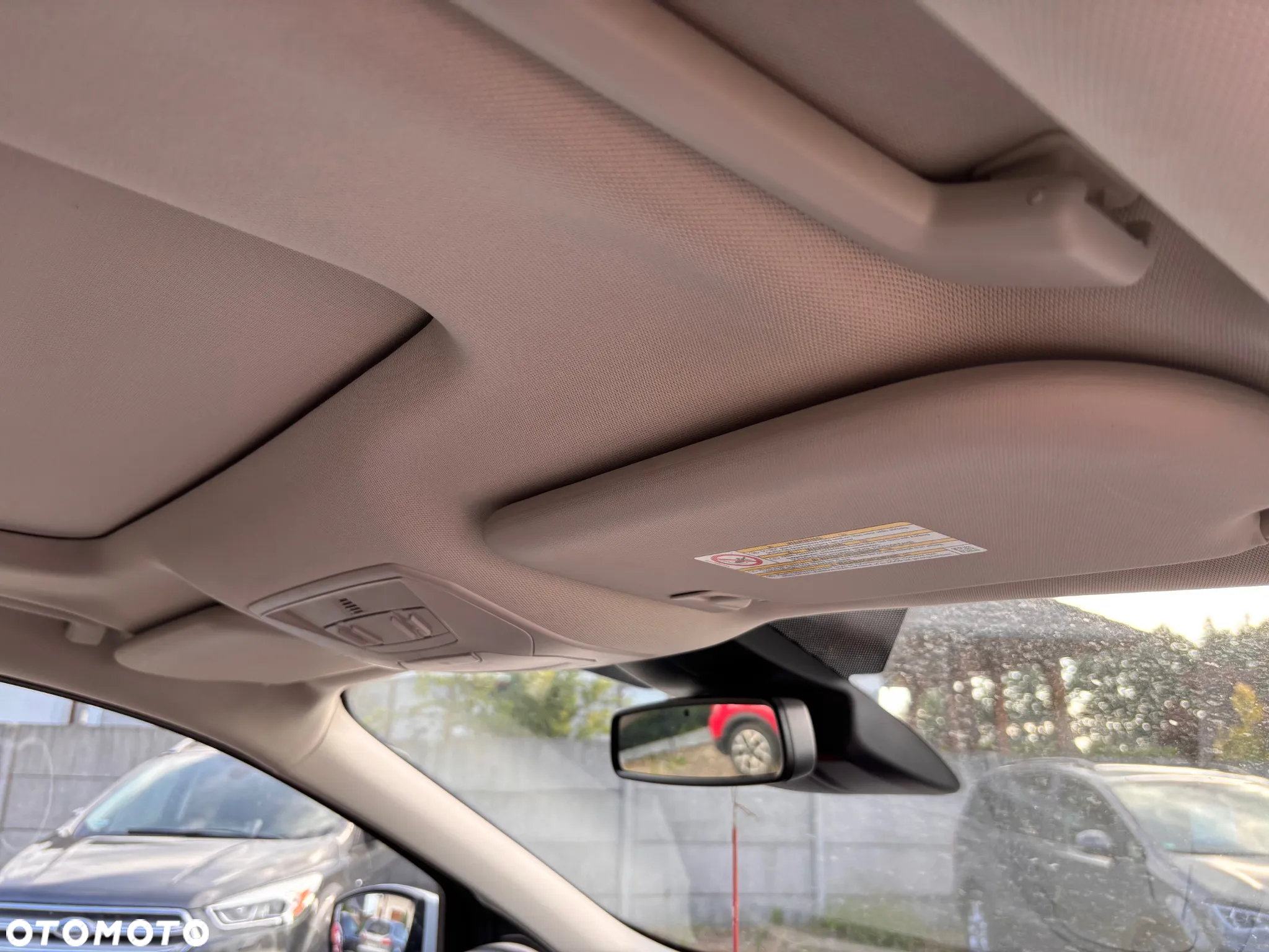 Ford Kuga 1.6 EcoBoost 2x4 Titanium - 20