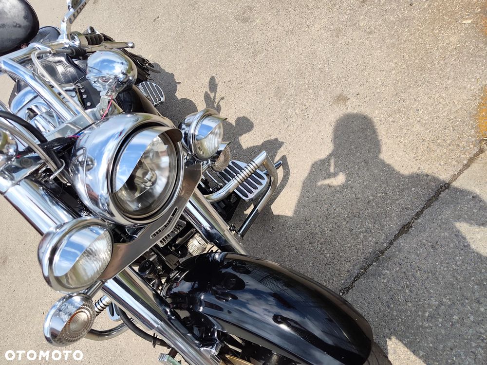 Yamaha Road Star - 9