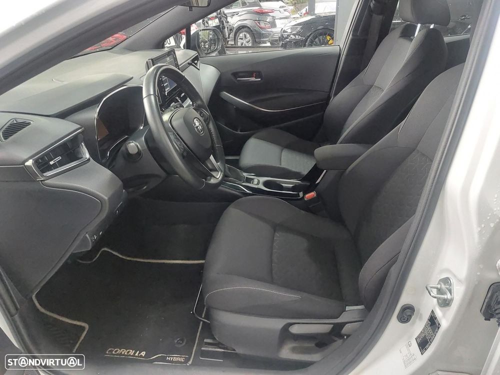 Toyota Corolla 1.8 Hybrid Comfort - 12