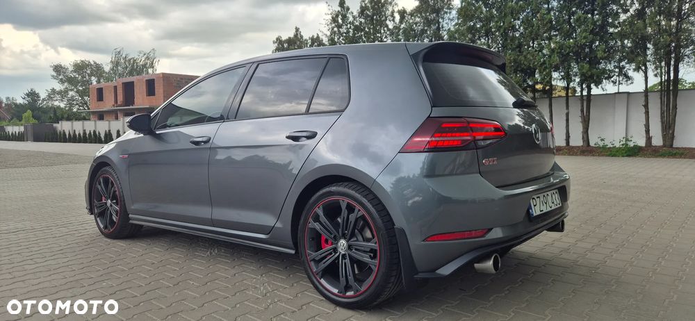 Volkswagen Golf 2.0 TSI GTI DSG - 1