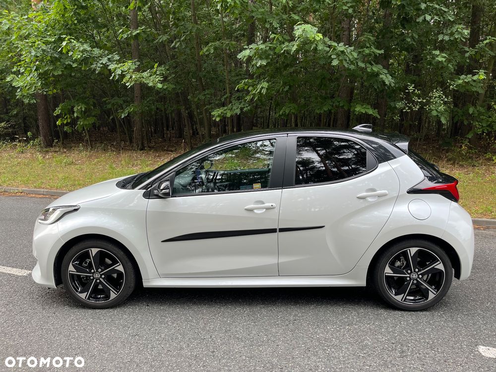 Toyota Yaris Hybrid 1.5 Executive - 5