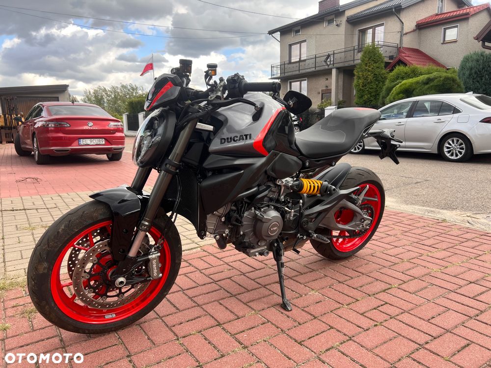 Ducati Monster - 4