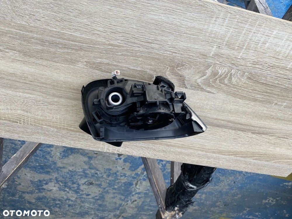 LUSTERKO PRAWE VOLVO XC90 XC 90 II 14 PIN 31424782 EUROPA - 2
