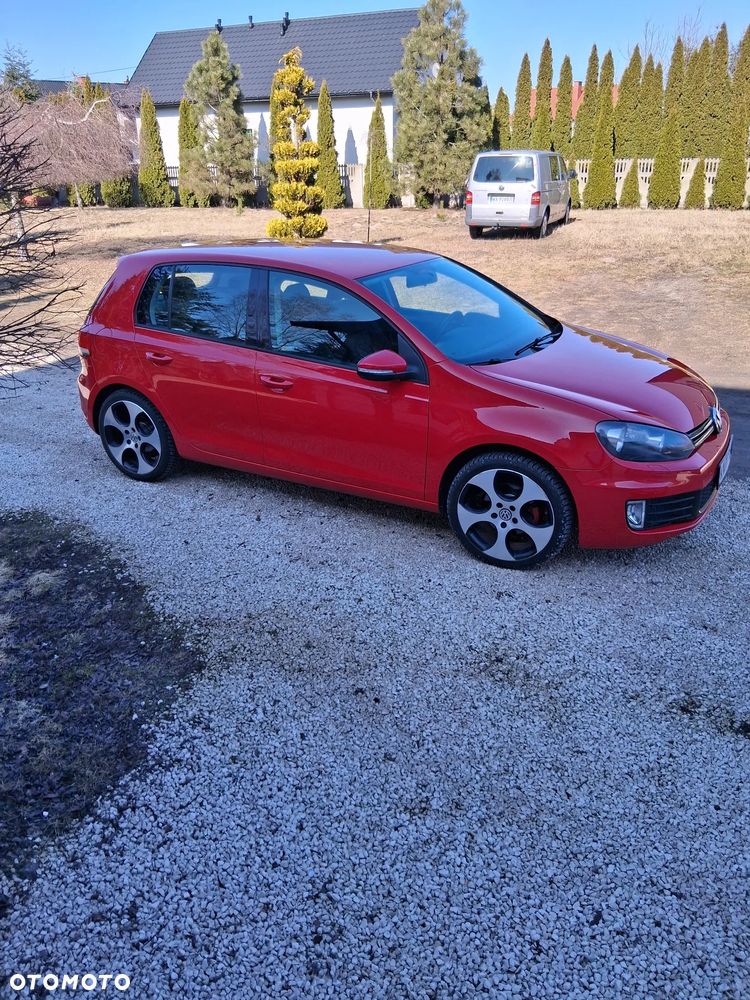 Volkswagen Golf - 5