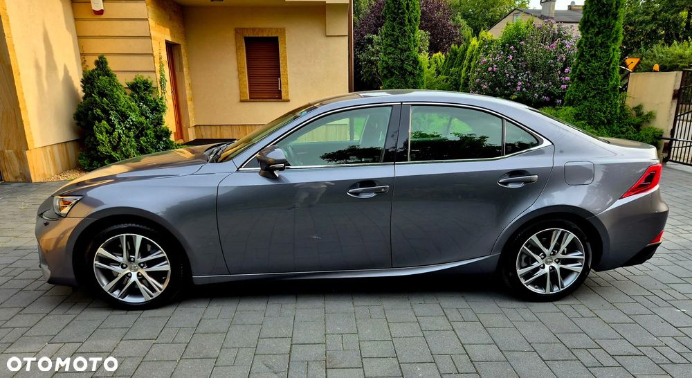 Lexus IS 200t Comfort - 10