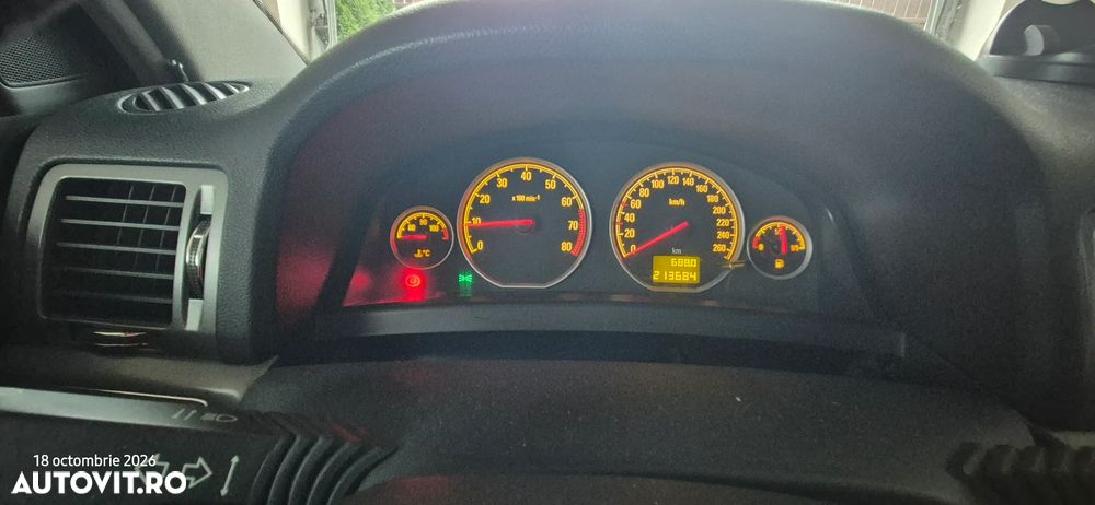 Opel Vectra 1.8 - 5