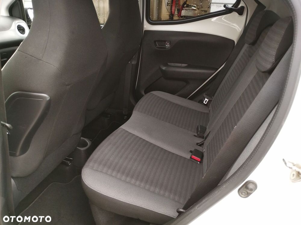 Toyota Aygo - 14