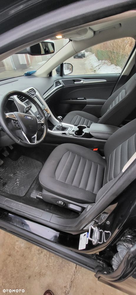Ford Mondeo ver-1-5-ecoboost-titanium - 9