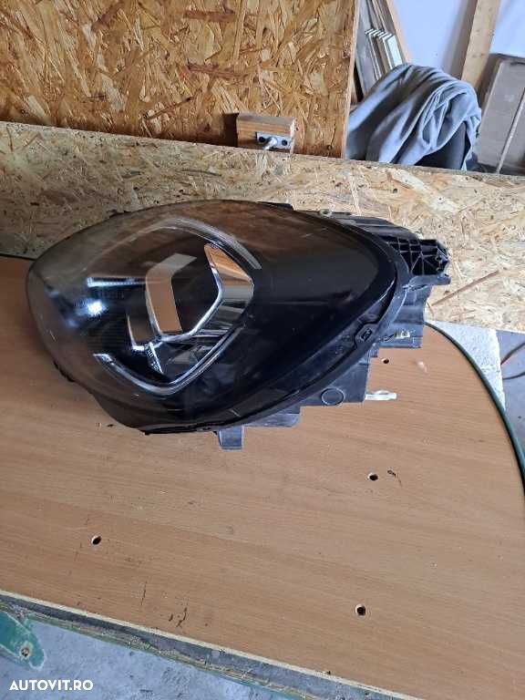 Far stanga Ford Puma ST Line led an 2020-2024 original - 2