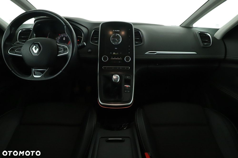Renault Scenic - 26