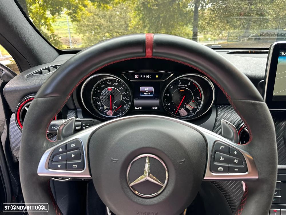 Mercedes-Benz A 45 AMG - 23
