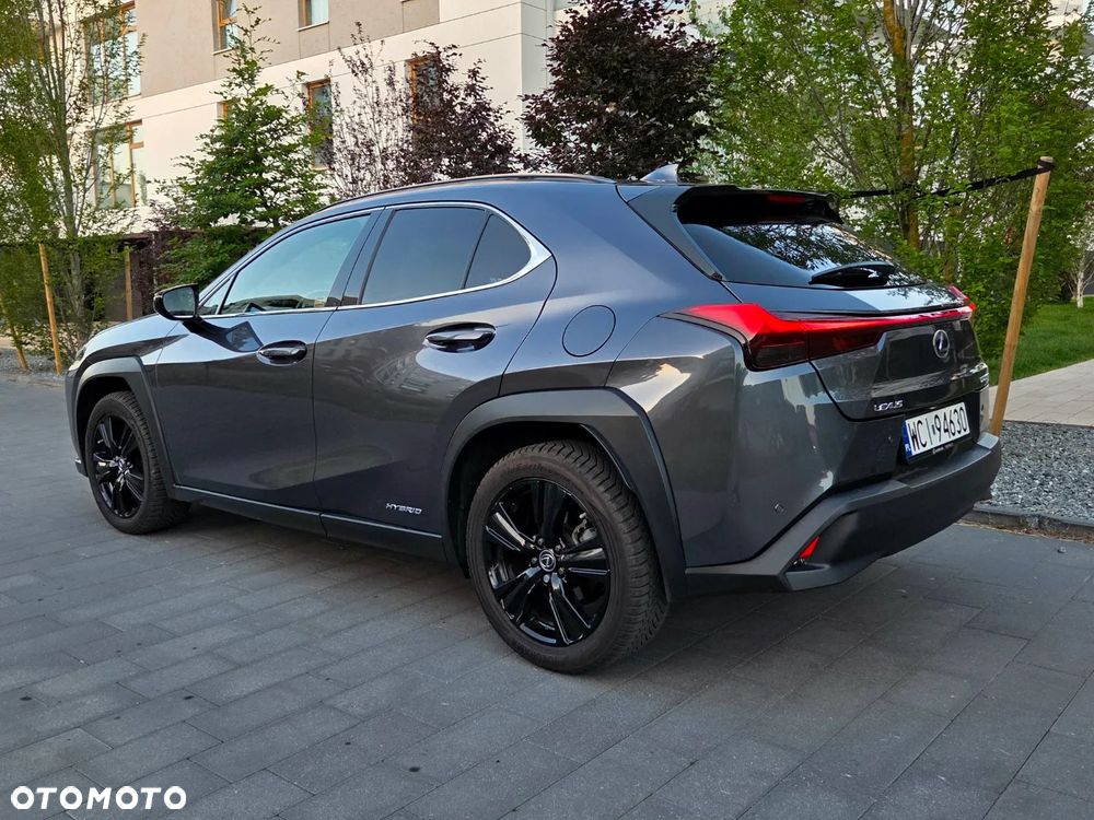 Lexus UX - 1